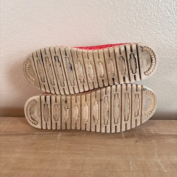 Ilse Jacobsen Tulip Red Laser Cut Perforated Slip On Loafer Flats Size 38 - Picture 6 of 8